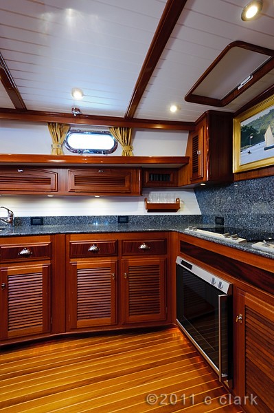 The 25m Yacht EXCELLENCE
