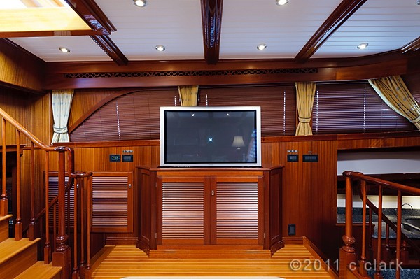 The 25m Yacht EXCELLENCE