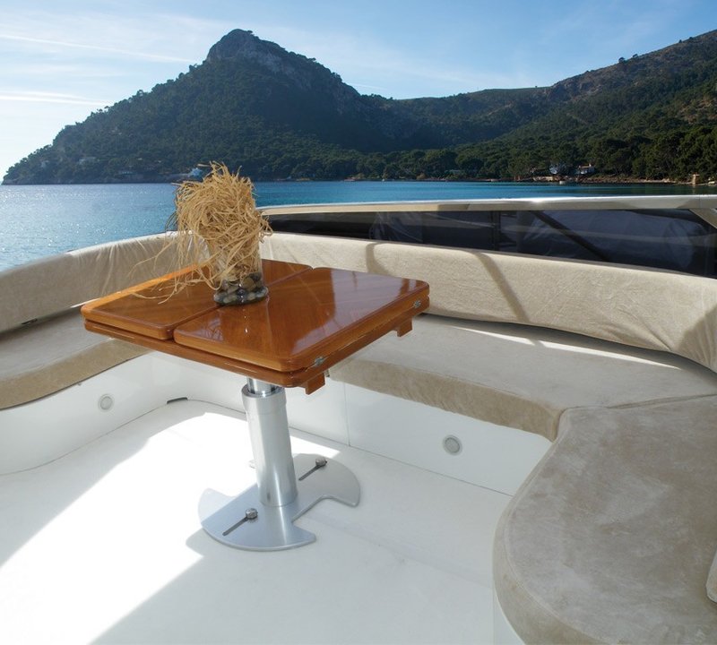 The 25m Yacht JACKIE ONE