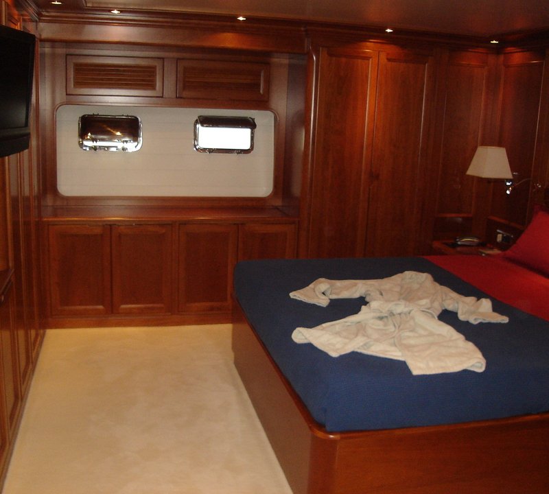 The 25m Yacht POPOTINE