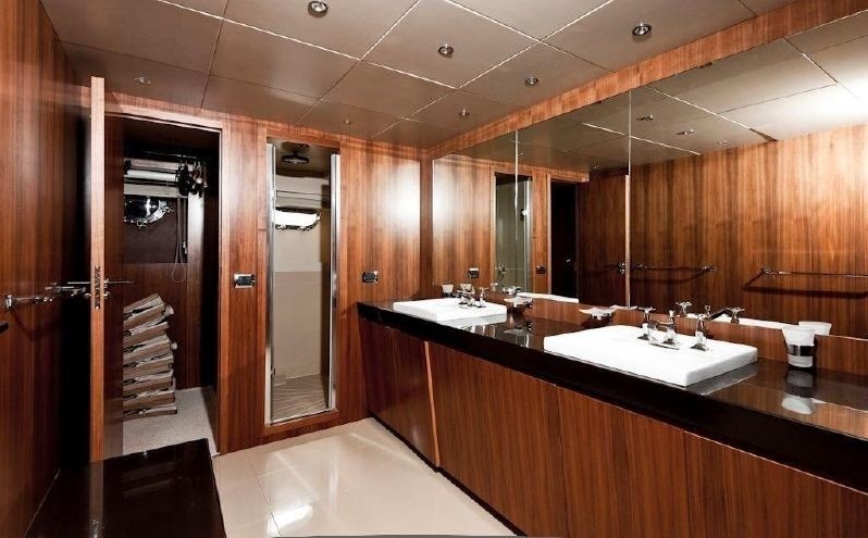 The 28m Yacht ALRISHA