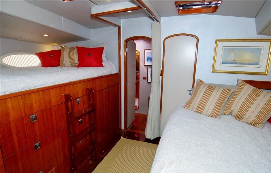The 28m Yacht FALCON