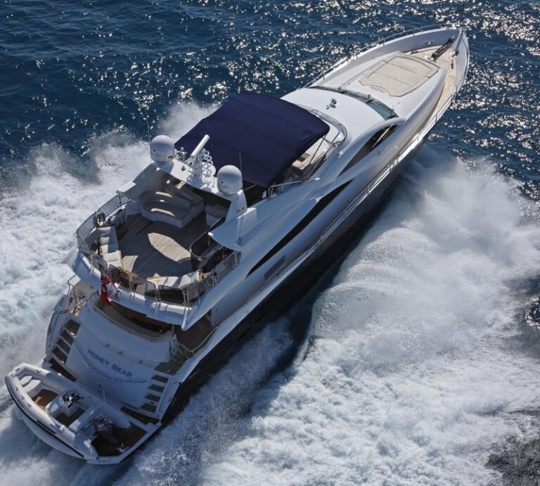 The 28m Yacht HONEY BEAR