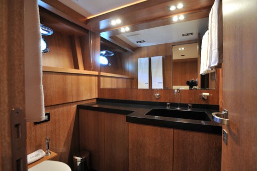 The 28m Yacht SENSE