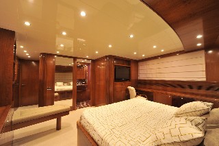 The 29m Yacht MRS WHITE