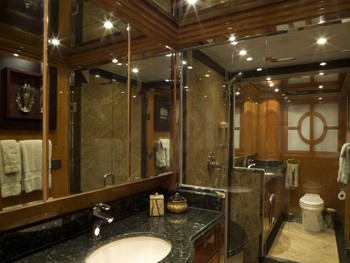 The 29m Yacht TIGERS EYE