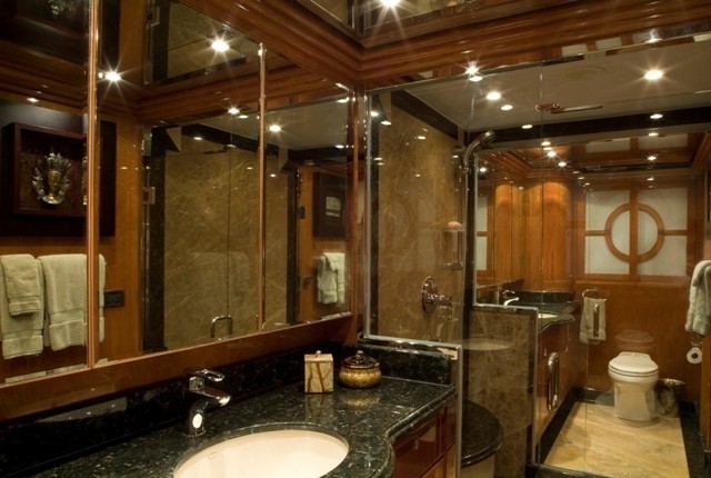 The 29m Yacht TIGERS EYE
