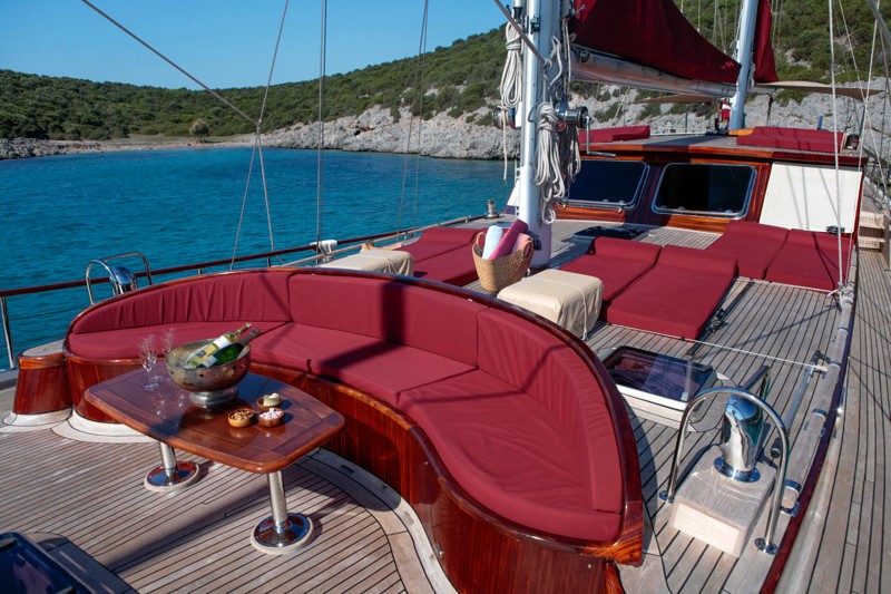 The 30m Yacht CLARISSA