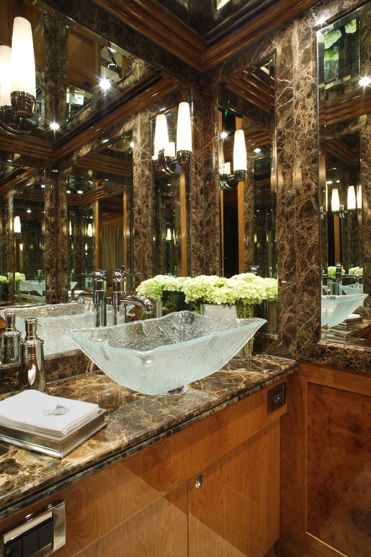 The 30m Yacht LA DOLCE VITA