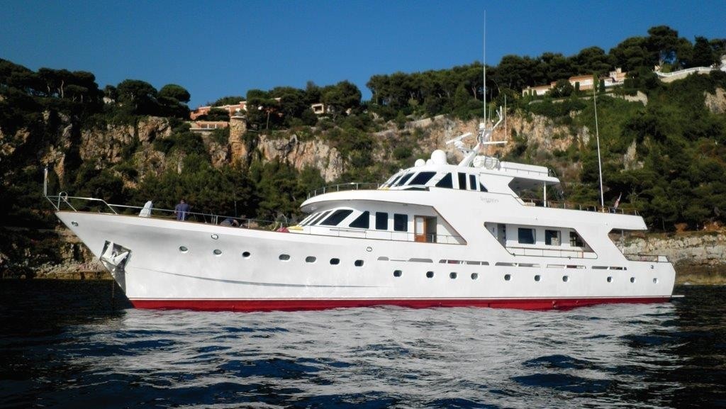 The 30m Yacht SPREZZATURA