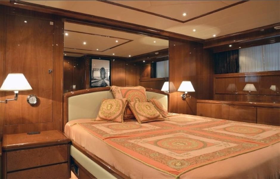 The 31m Yacht MAGIC DREAM