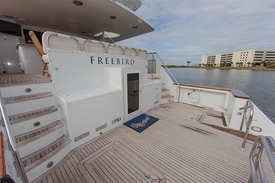 The 32m Yacht FREE BIRD
