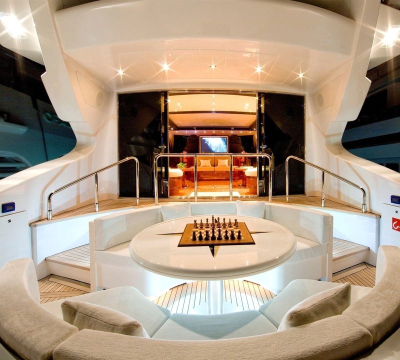 Life On Board Yacht HELLS BELLS