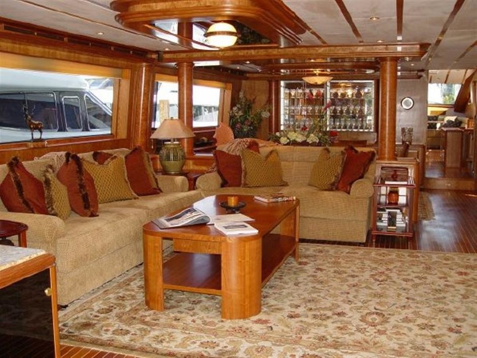 The 32m Yacht MAXIMUS II