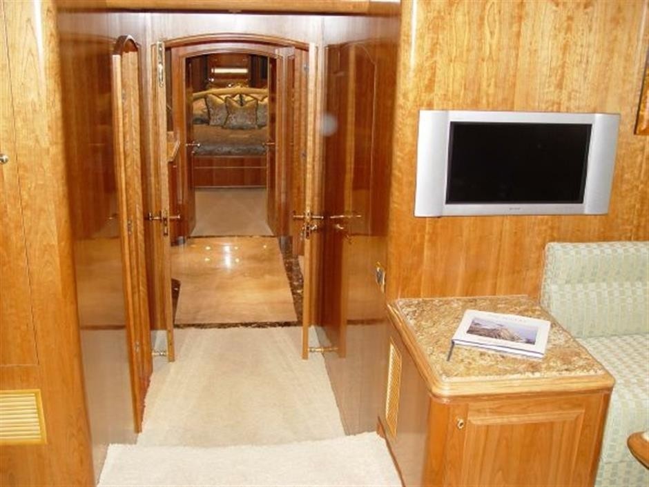 The 32m Yacht MAXIMUS II