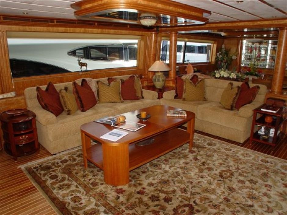 The 32m Yacht MAXIMUS II