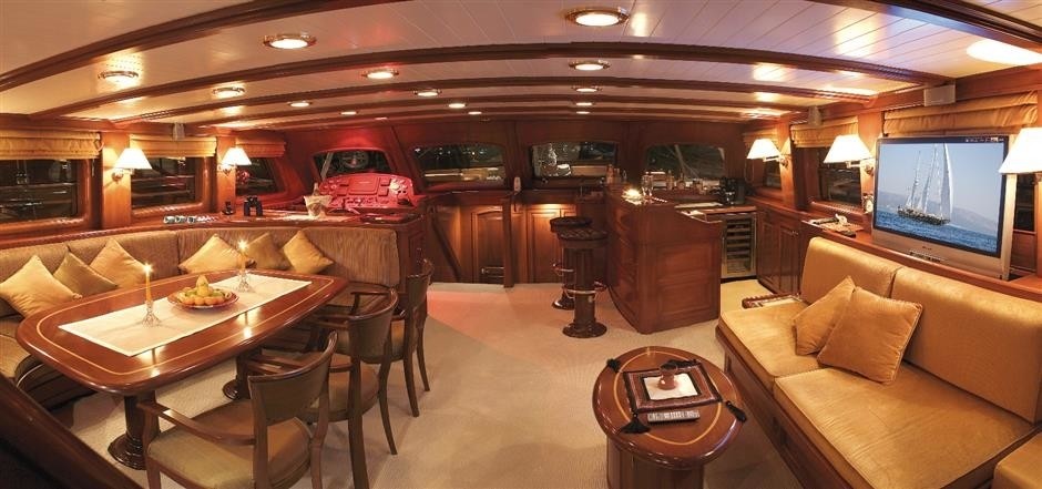 The 33m Yacht SHANTI