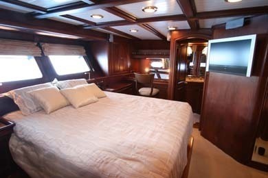 The 33m Yacht SHANTI