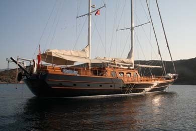 The 33m Yacht SHANTI