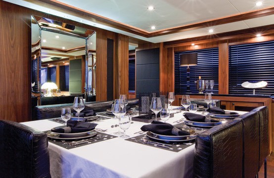 The 34m Yacht BLACK AND WHITE
