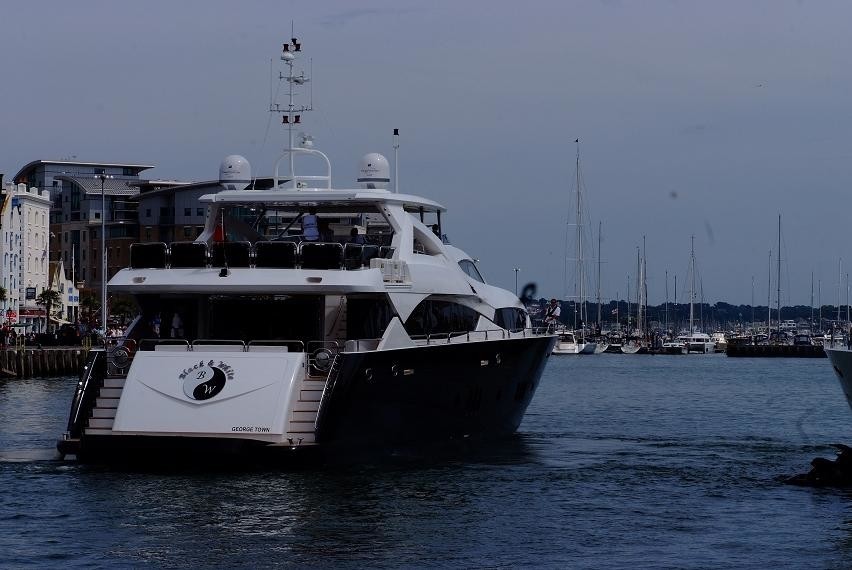 The 34m Yacht BLACK AND WHITE