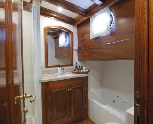 The 34m Yacht ECCE NAVIGO