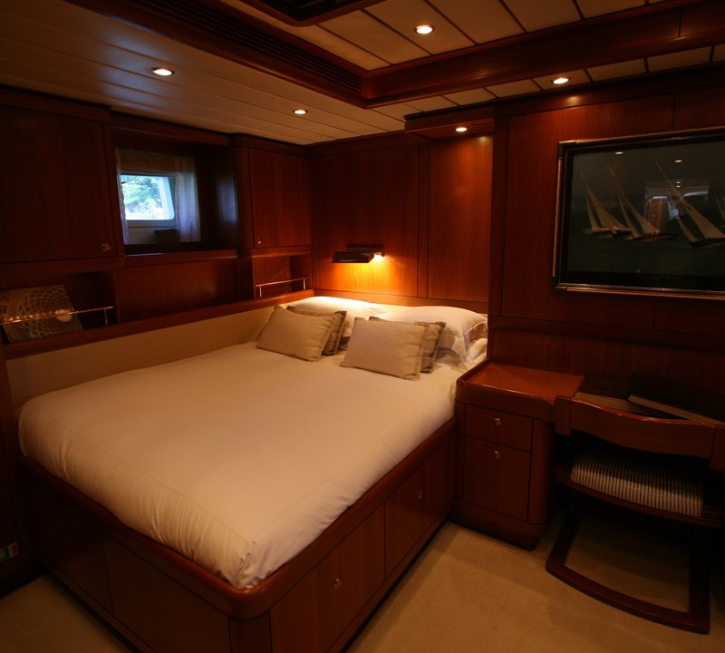 The 34m Yacht MYSTERY