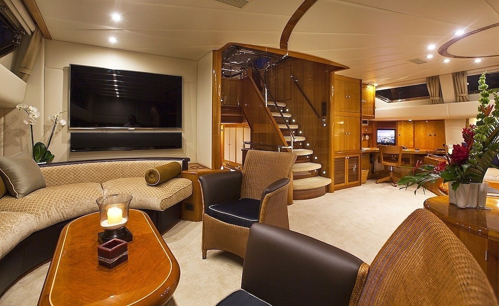 The 34m Yacht REE