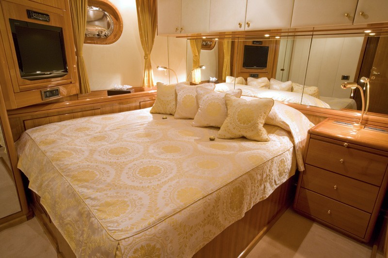 The 34m Yacht REE