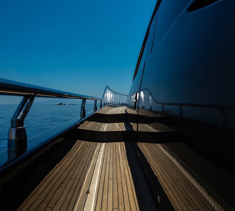 The 34m Yacht SAINT