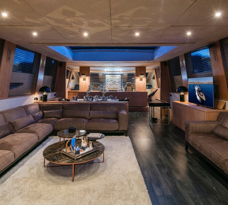 The 34m Yacht SAINT