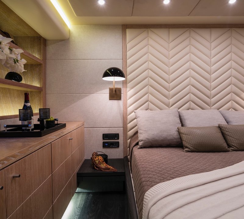 The 34m Yacht SAINT