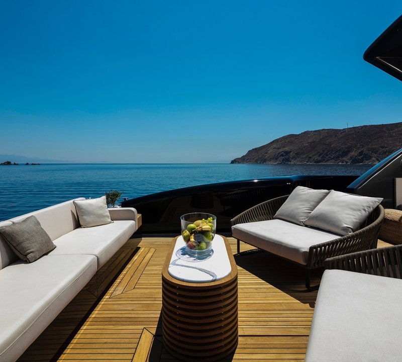 The 34m Yacht SAINT