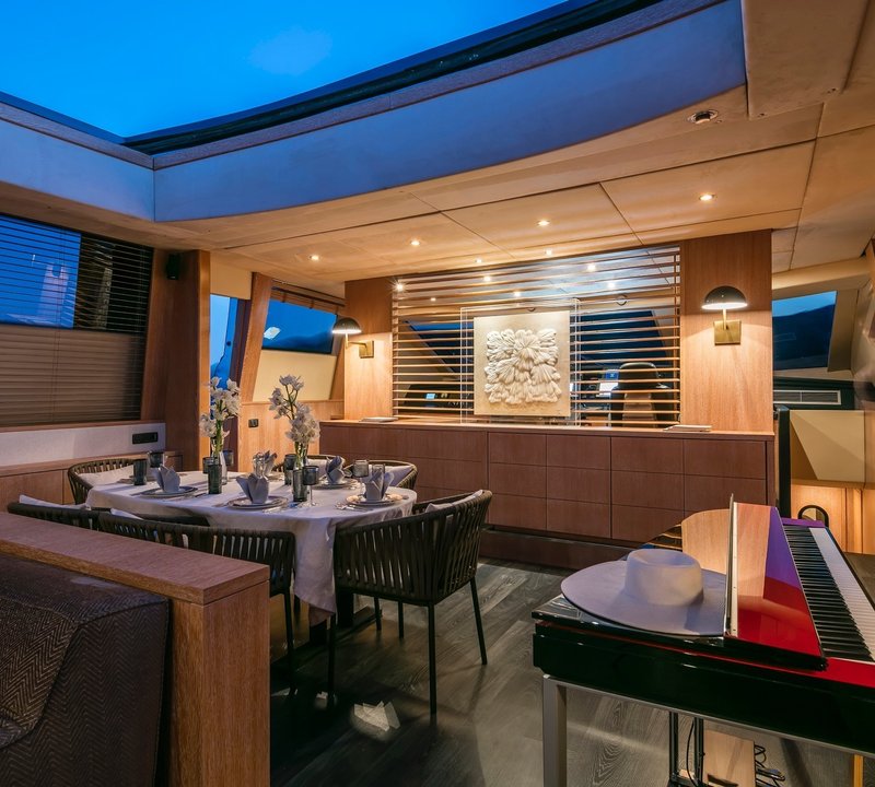 The 34m Yacht SAINT