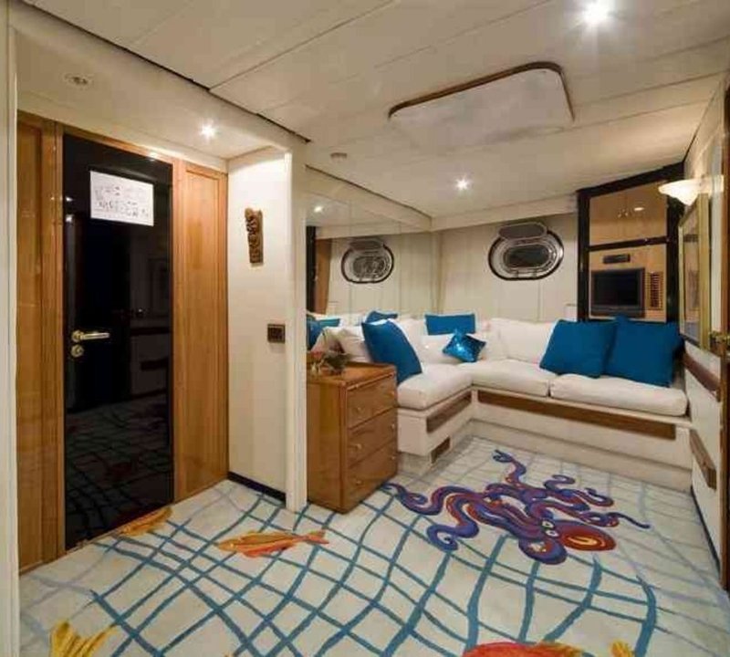 The 34m Yacht TAKAPUNA