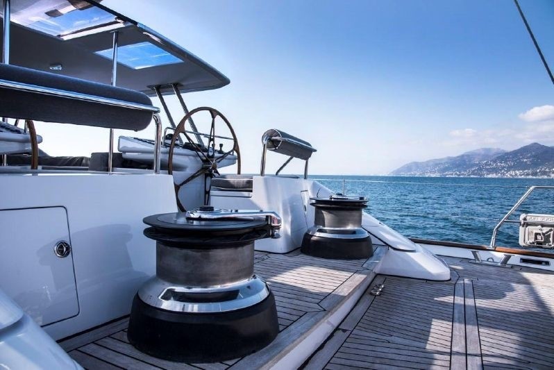 The 35m Yacht CAROLINE 1