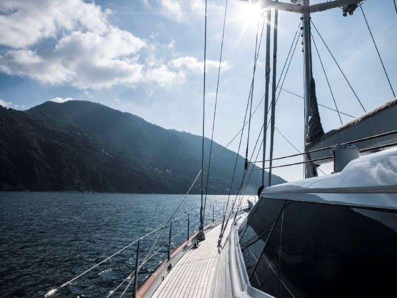 The 35m Yacht CAROLINE 1