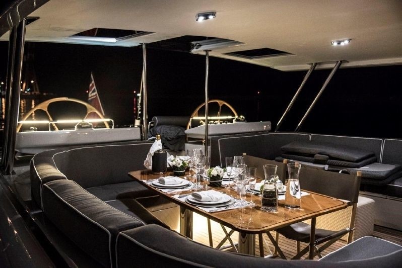 The 35m Yacht CAROLINE 1
