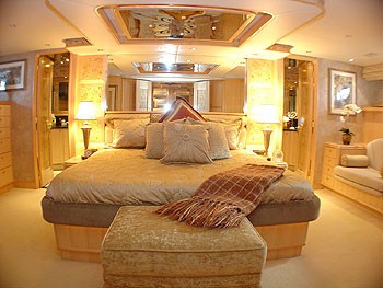 The 35m Yacht HARMONY