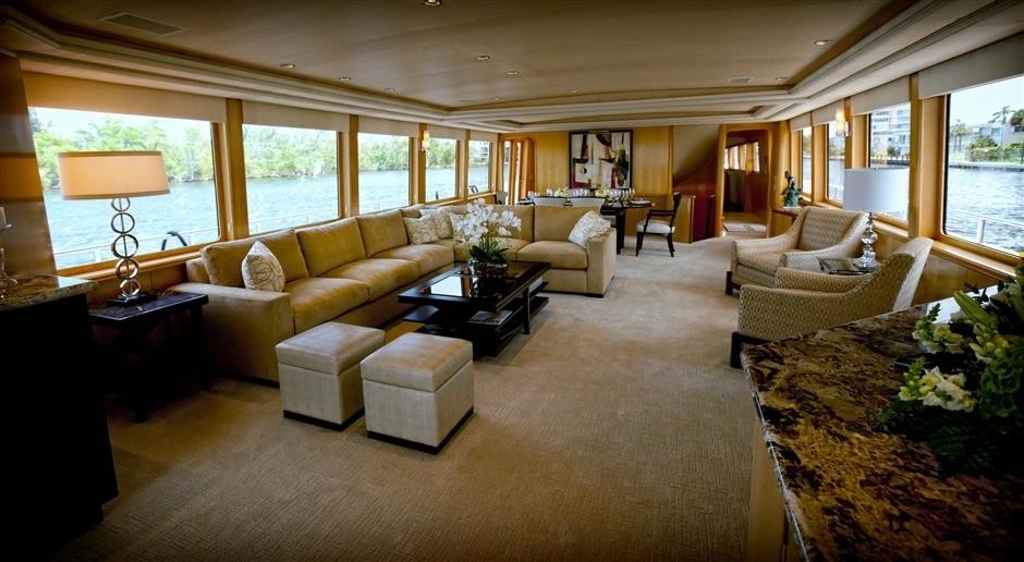 The 35m Yacht TRUE BLUE