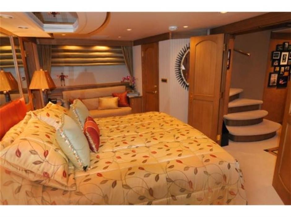 The 36m Yacht LEGENDARY