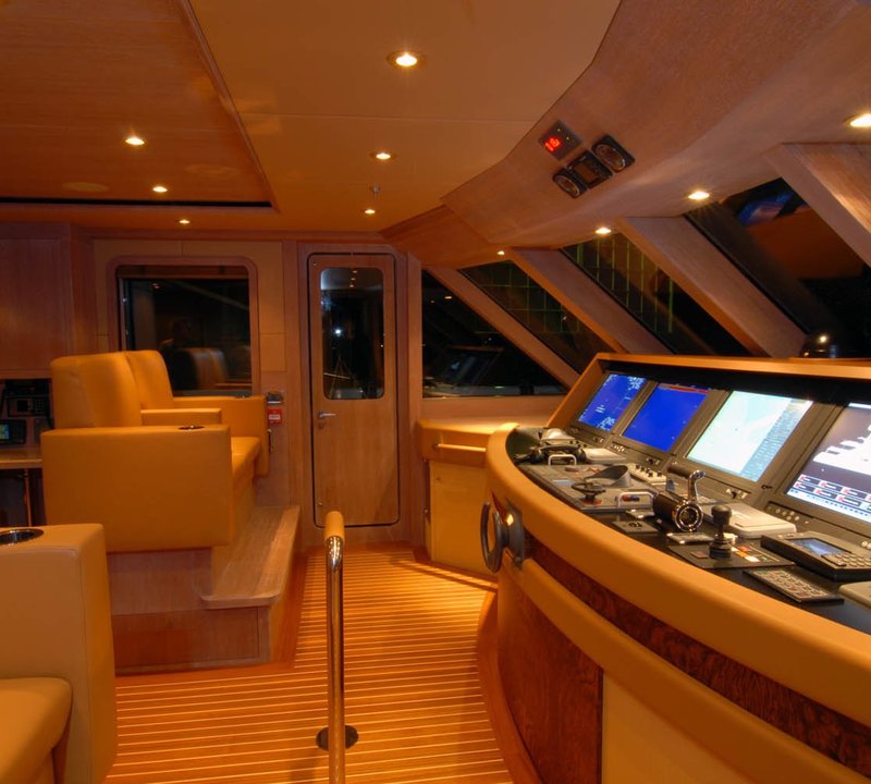 The 37m Yacht PERLE BLEUE