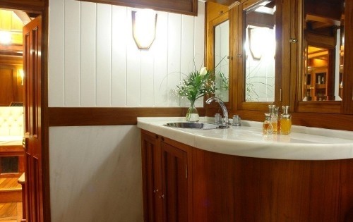Main Master Bath On Board Yacht AELLO