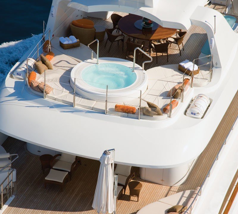 Deck: Yacht NORTHLANDER's Cruising Photograph