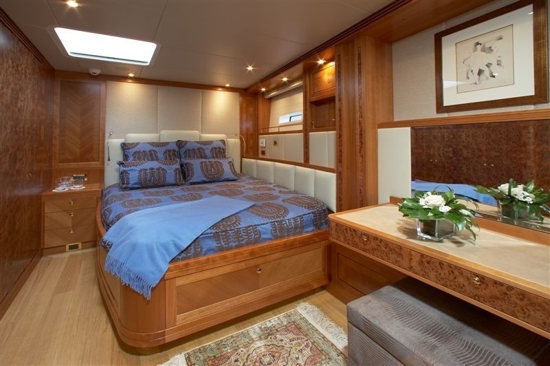 Cabin On Board Yacht CINDERELLA IV