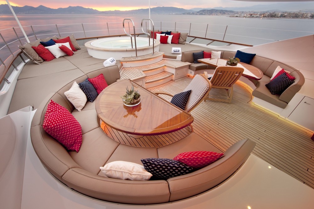The 39m Yacht REVELRY