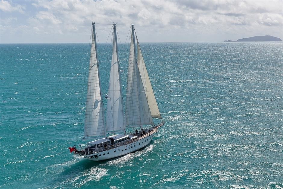 The 39m Yacht SOUTHERN CLOUD