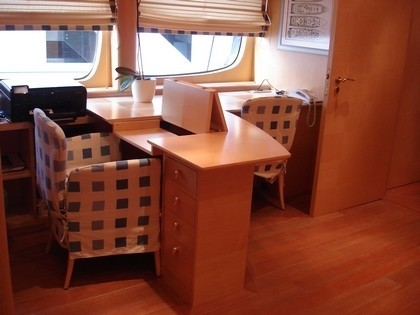 Main Master Study On Board Yacht BLUE BREEZE