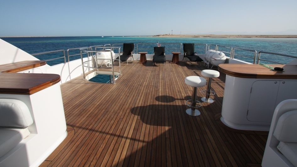 Drinks Bar Aboard Yacht SEVEN SPICES
