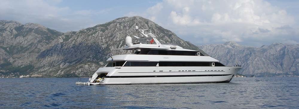 Anchorage On Board Yacht LADYSHIP